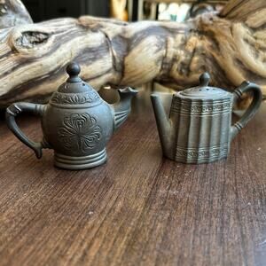 Salt & Pepper Shakers Museum Re-Creations Antiques by Godinger Silver Plated